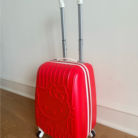 Hello Kitty Red Hard-Shell Spinner Luggage Lightweight, Durable ABS - Picture 3 of 4
